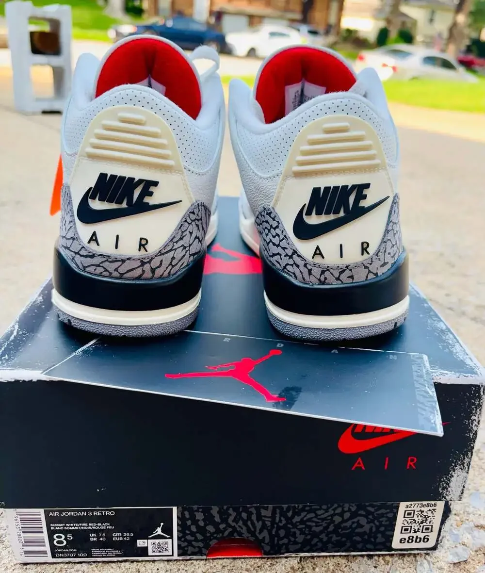 Air Jordan 3 Retro 'White Cement Reimagined' (DN3707-100). 8.5 men’s